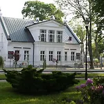 Karmelia *