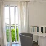 Karmelia ホームステイ *
